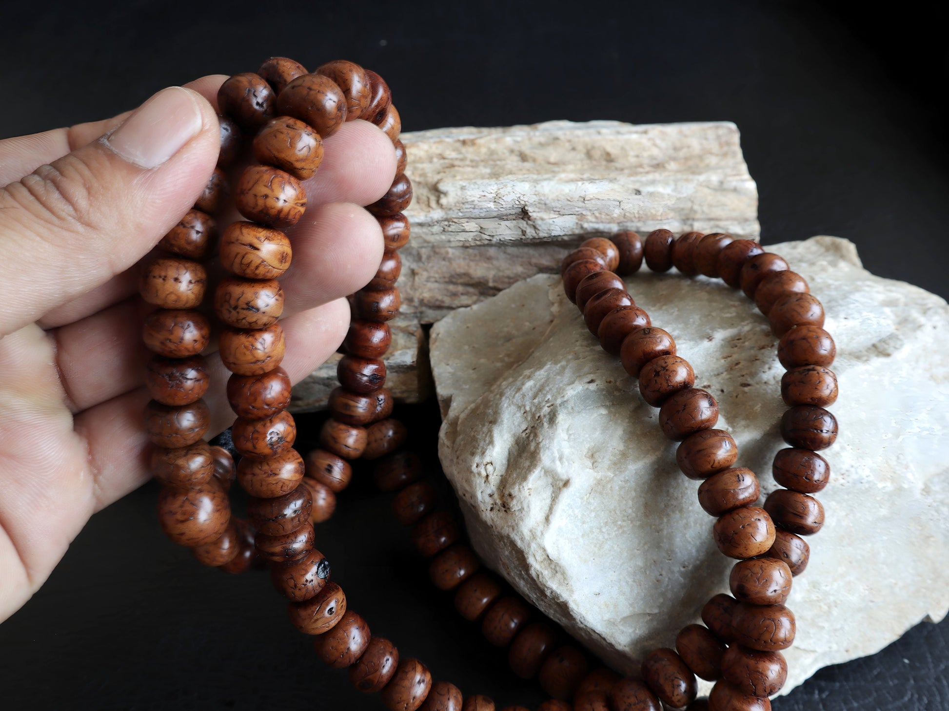 Premium Bodhi Bead Mala - Natural Buddhachitta Japa Prayer Beads From Nepal, Buddha 108 Bead Mala For Meditation & Yoga, Free Bodhi Bracelet