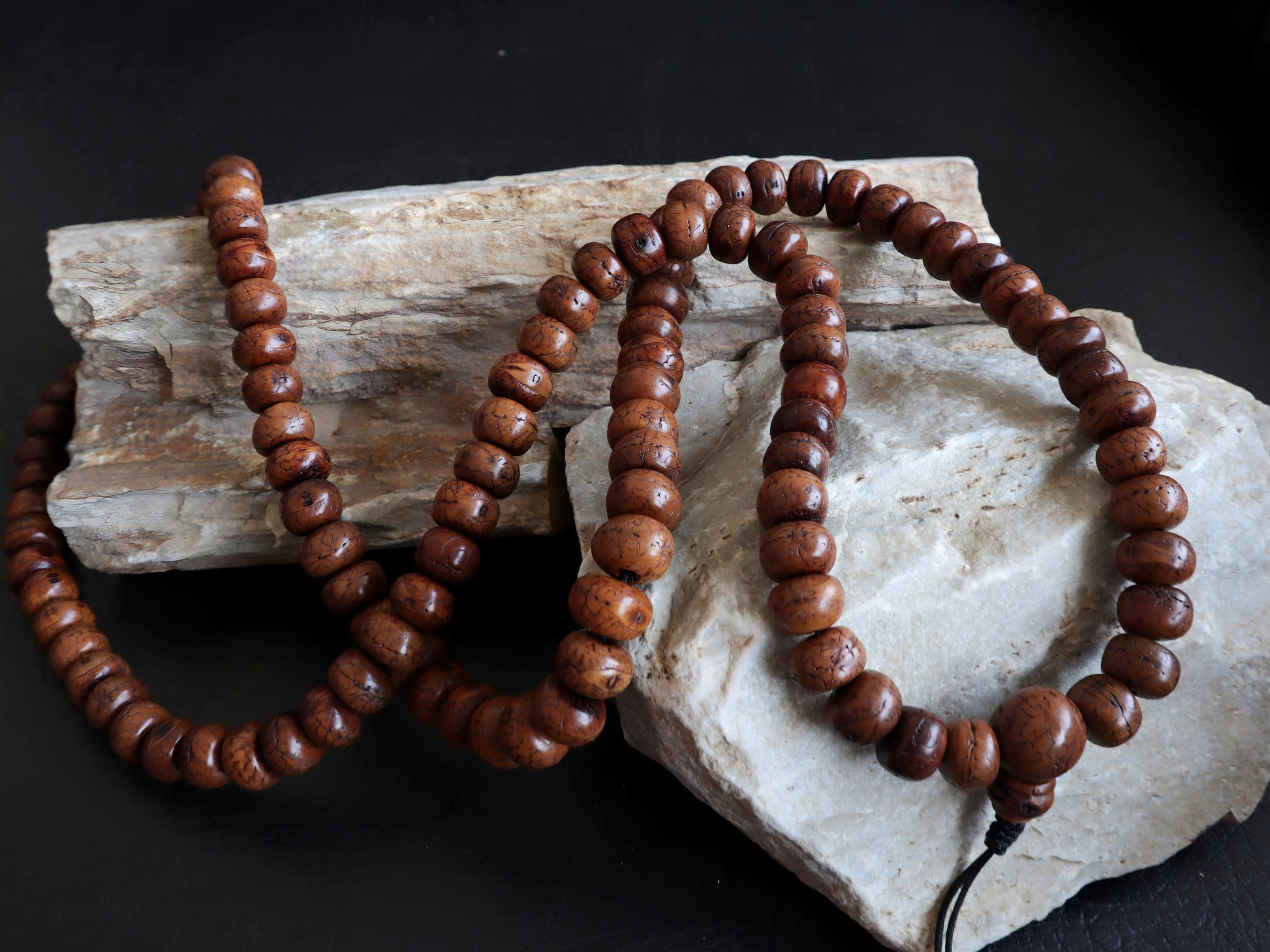 Premium Bodhi Bead Mala - Natural Buddhachitta Japa Prayer Beads From Nepal, Buddha 108 Bead Mala For Meditation & Yoga, Free Bodhi Bracelet