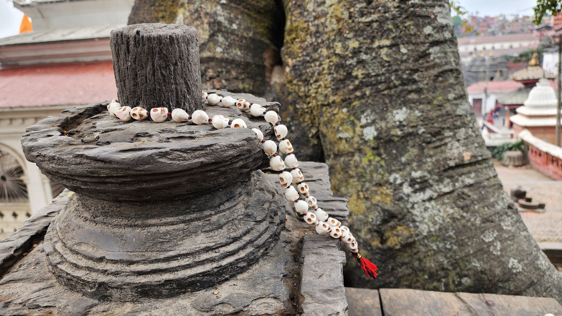 White Howlite Skull Meditation Yoga Beads, Ma Kali Prayer Beads