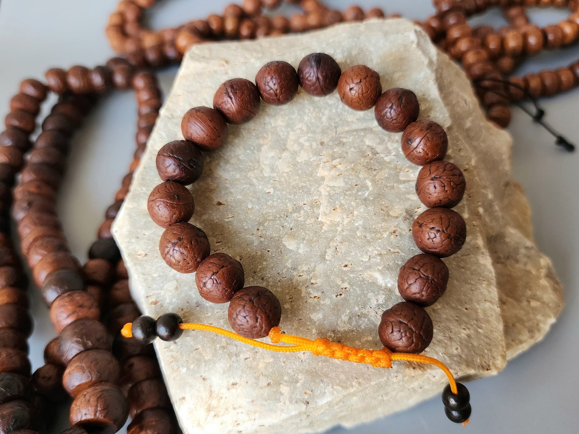 Premium Bodhi Bead Mala - Natural Buddhachitta Japa Prayer Beads From Nepal, Buddha 108 Bead Mala For Meditation & Yoga, Free Bodhi Bracelet