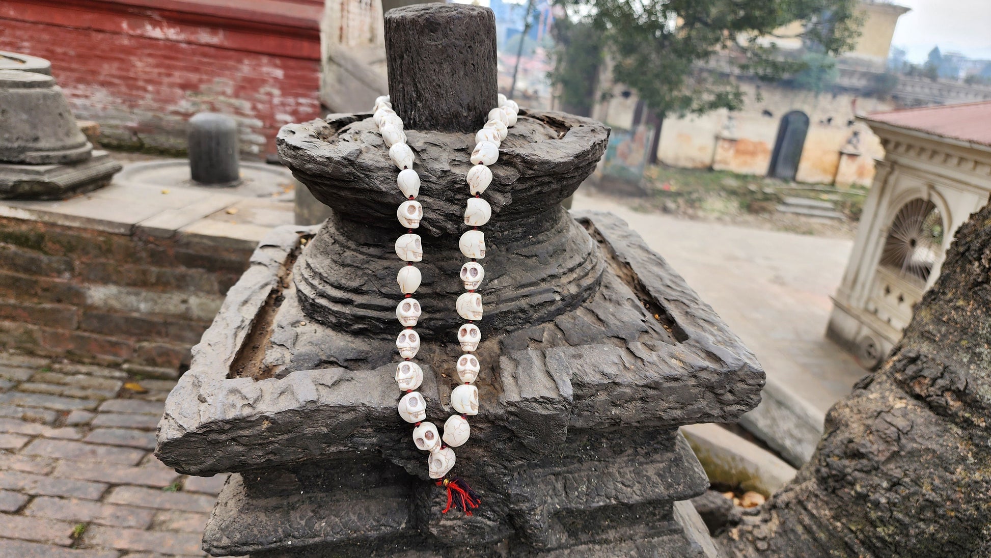 White Howlite Skull Meditation Yoga Beads, Ma Kali Prayer Beads