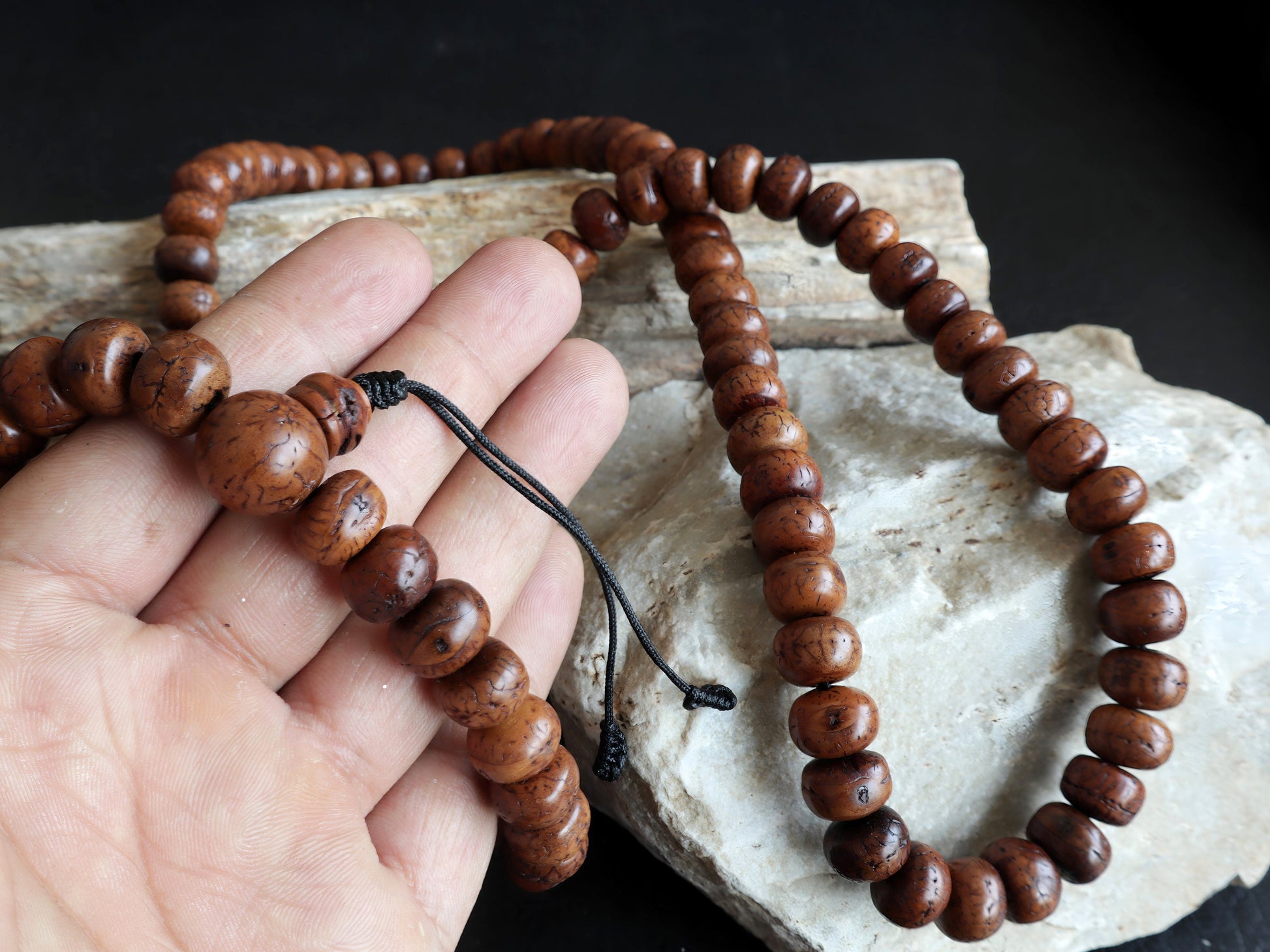 Premium Bodhi Bead Mala - Natural Buddhachitta Japa Prayer Beads From Nepal, Buddha 108 Bead Mala For Meditation & Yoga, Free Bodhi Bracelet