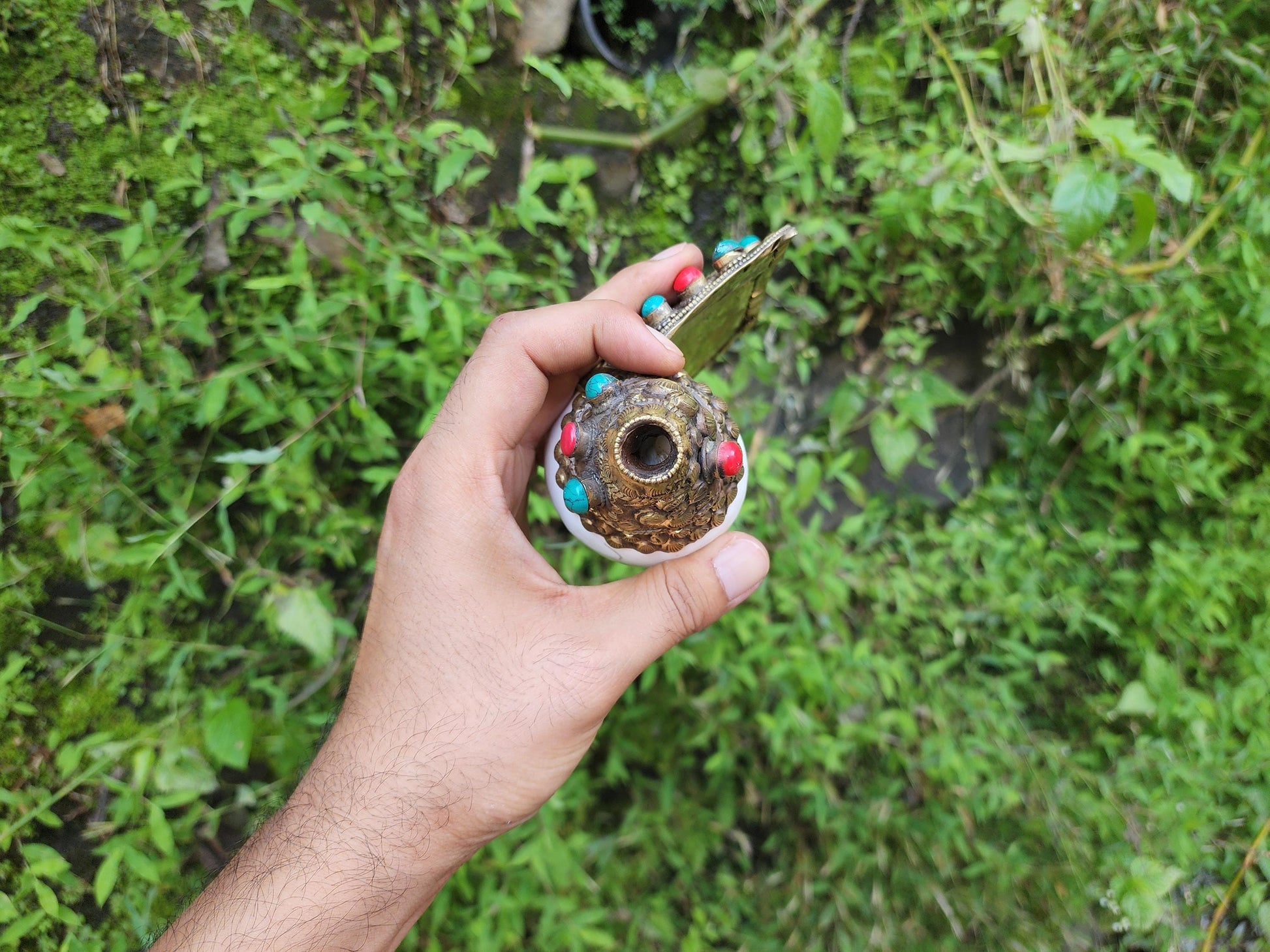 Tibetan Vajra Conch Shell – Sacred Blowing Sankha With Intricate Handcrafted Artistry