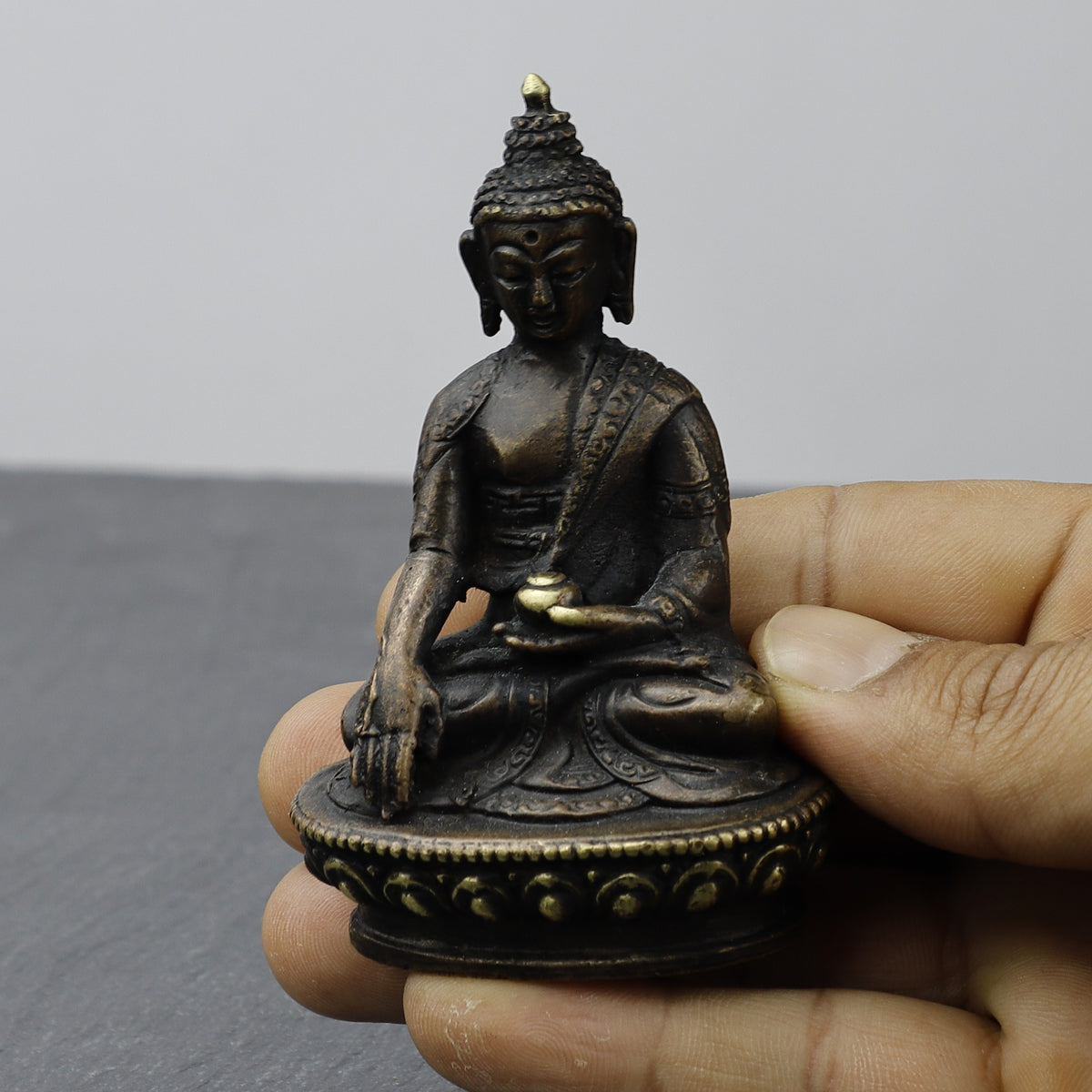Meditating Buddha Statue