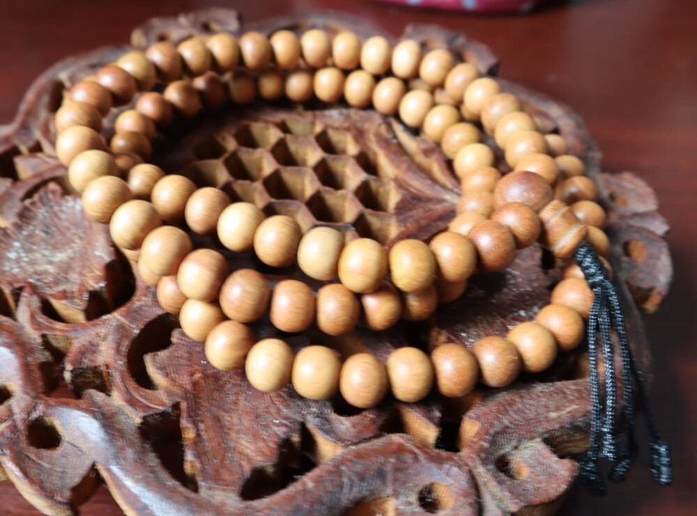 Sandalwood Mala Necklace 8mm with 108+1 beads