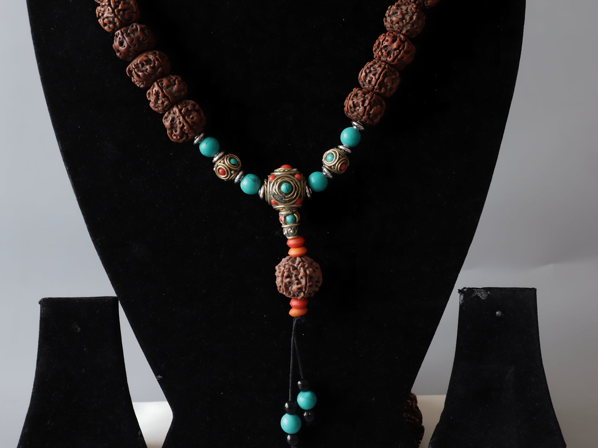 Tibetan Rudraksha With Natural Stones
