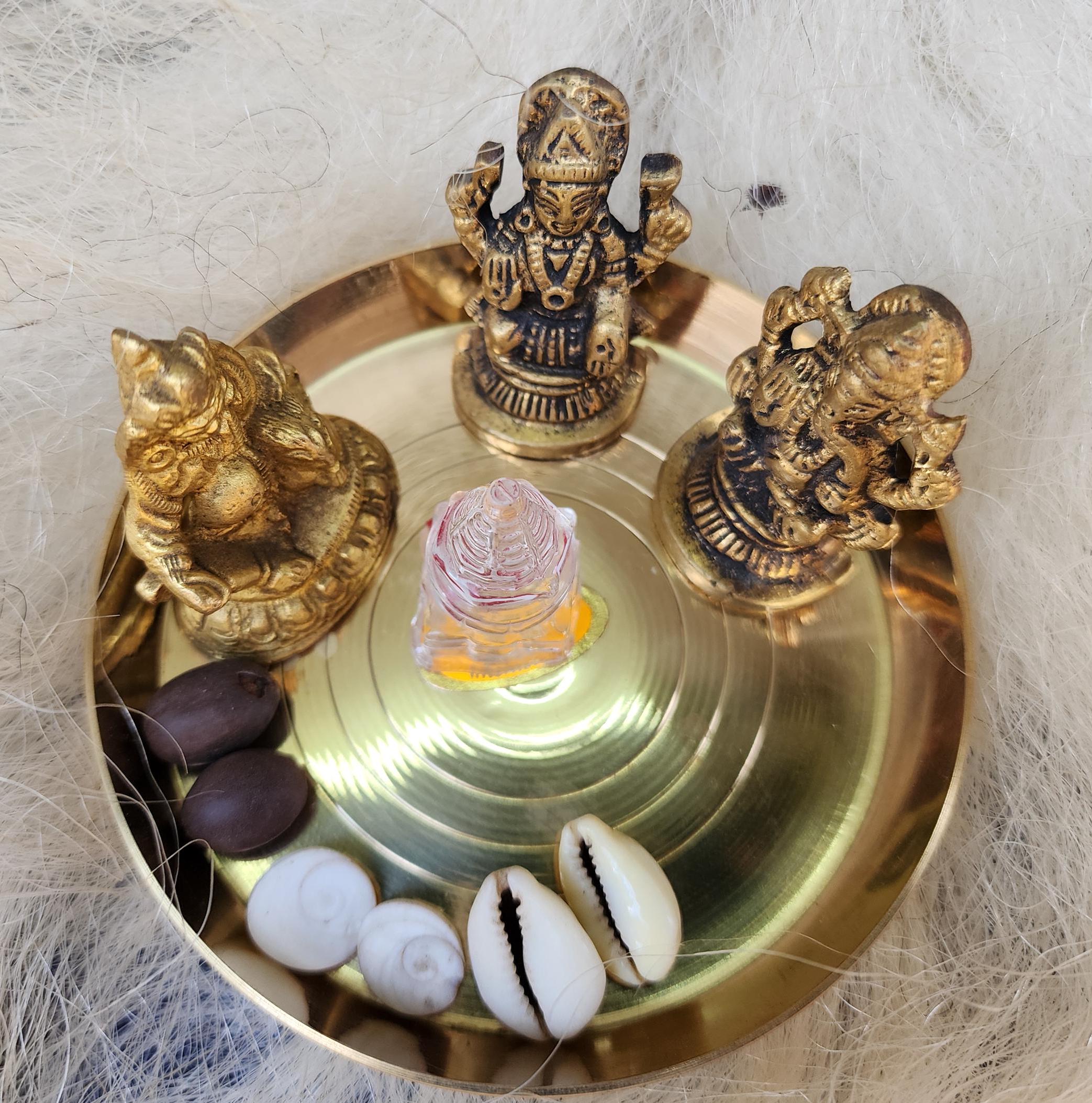 Wealth And Prosperity Ganesh, Laxmi, Kuber, Shree Yantra, Lotus Seed, Conch Shell