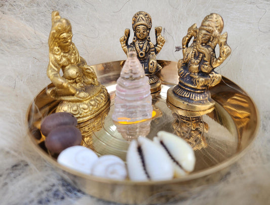 Wealth And Prosperity Ganesh, Laxmi, Kuber, Shree Yantra, Lotus Seed, Conch Shell
