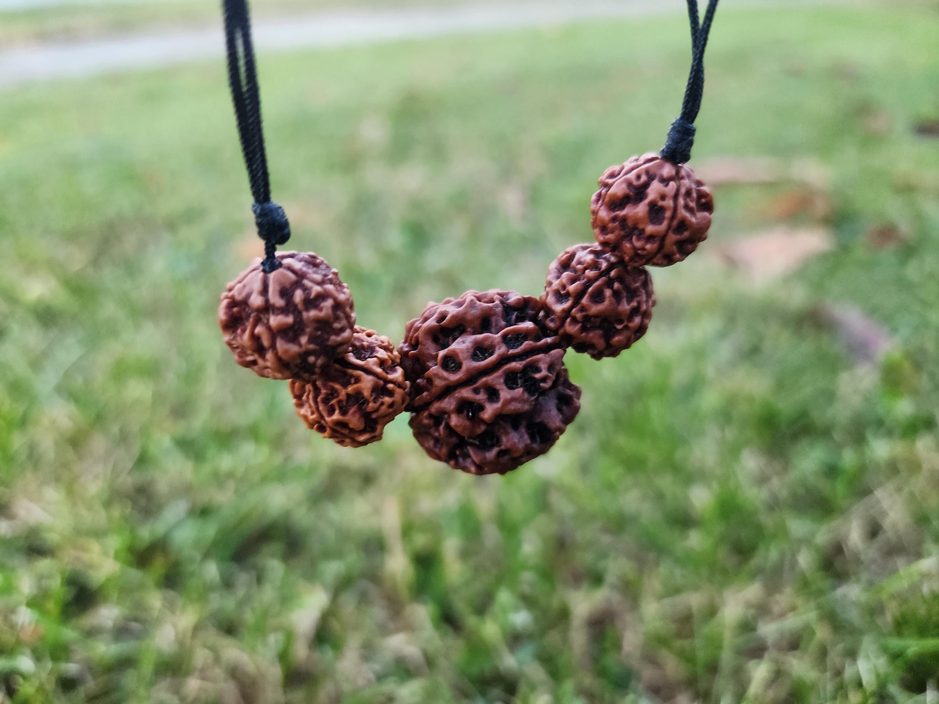 Large 5 Mukhi Nepalese Rudraksha Mala – Adjustable Om Shiva Beads
