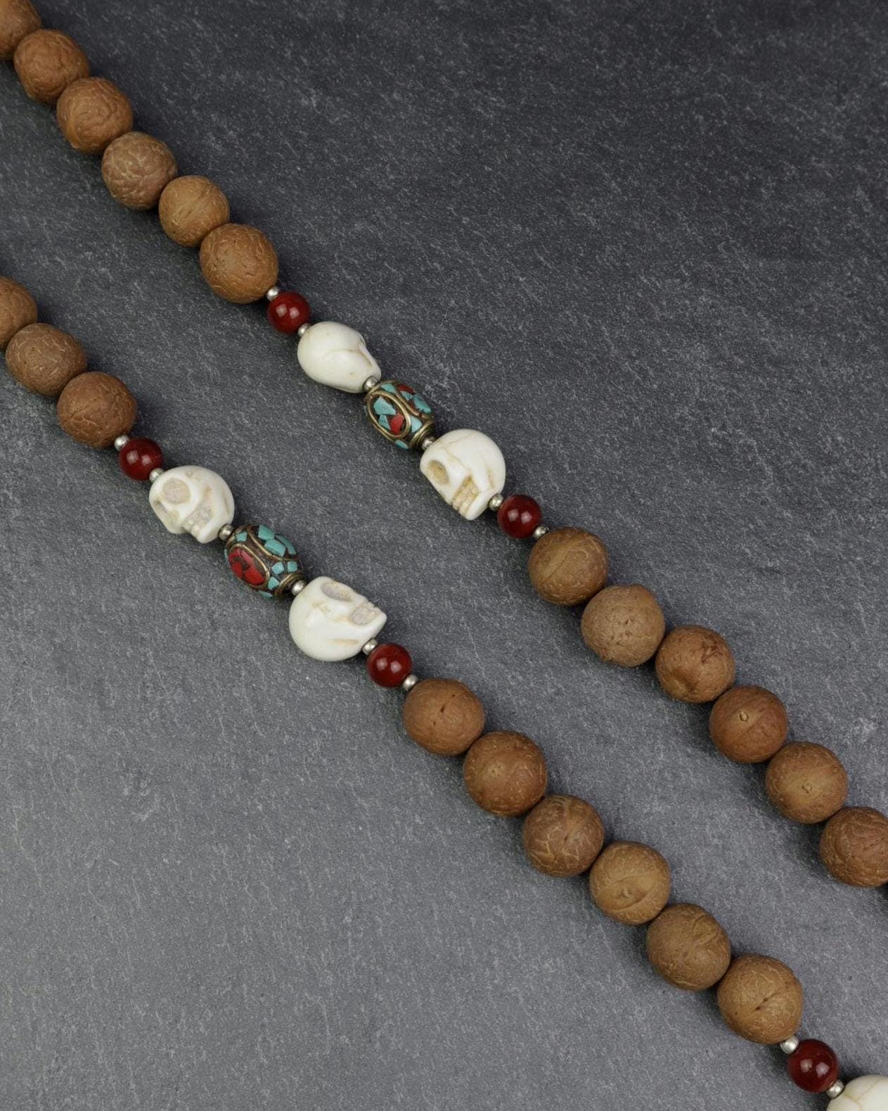 Bodhi Seeds And Howlite Skull Beads Mala