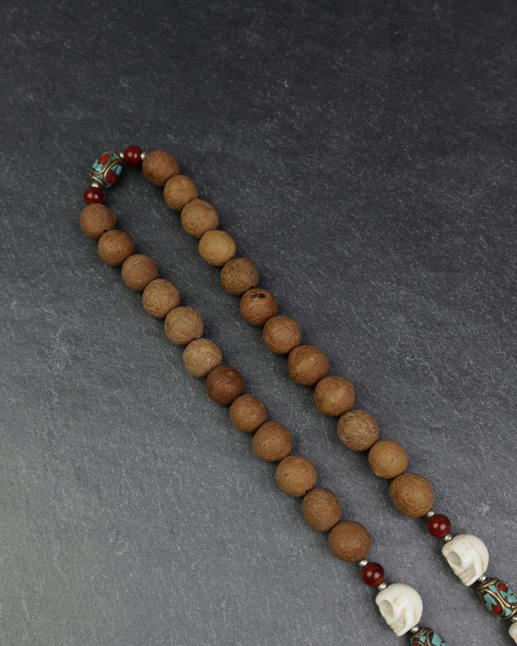 Bodhi Seeds And Howlite Skull Beads Mala