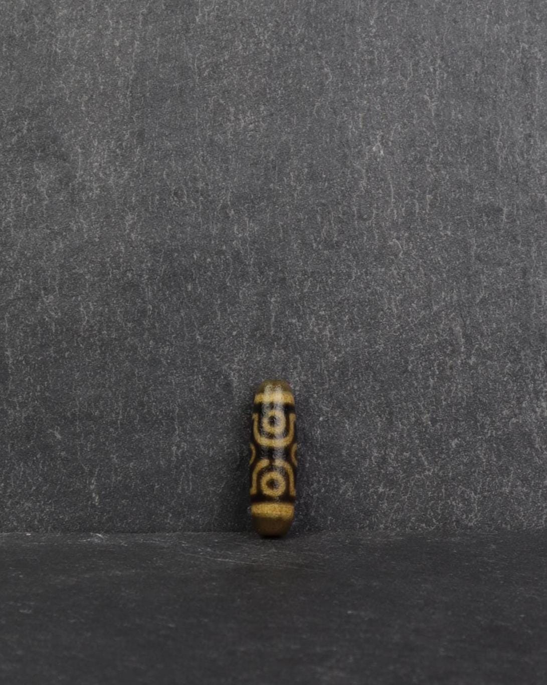 Authentic 6 Eye Tibetan Dzi Beads