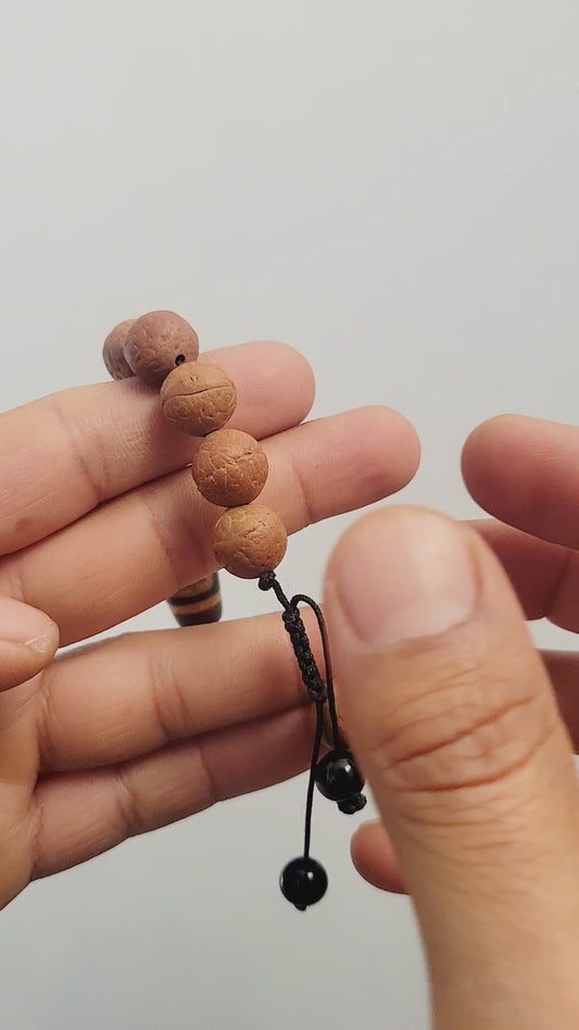 Buddha Chitta Bracelet With 7-Eye Dzi Bead, Himalayan Meditation Beads